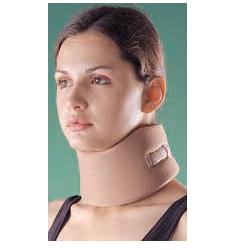 COLLARE CERVICALE OPPO A DENSITA' COMPATTA MISURA MEDIA SUPPORTA LA COLONNA CERVICALE IN POSIZIONE NEUTRALE O ANATOMICA E PROVVEDE AD IMMOBILIZZARLA CHIUSURA IN VELCRO - Newepa Srl